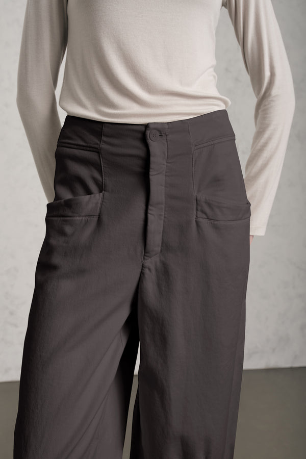 Hose mit tief sitzendem Schritt aus Tencel-Baumwoll-Stretch | 1019.CFDTREN233.06