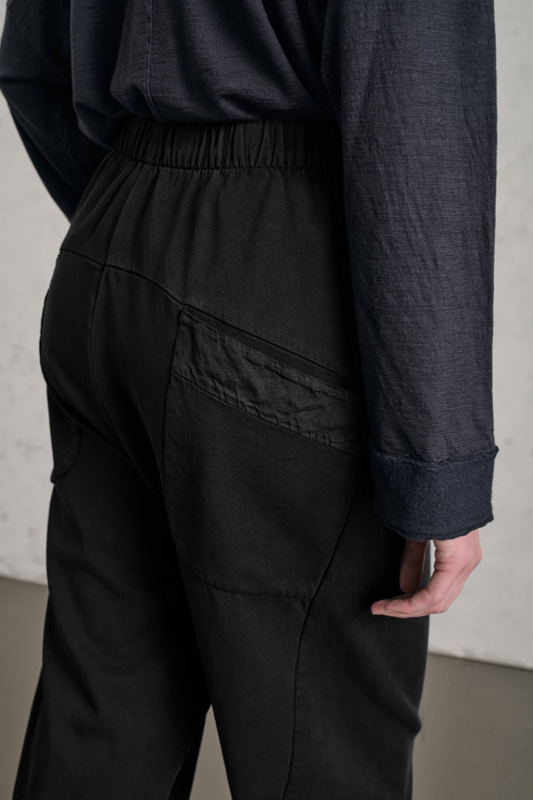 Pantalone comfort fit in tencel e cotone stretch con elastico dietro in cintura | 1019.CFDTREN235.10