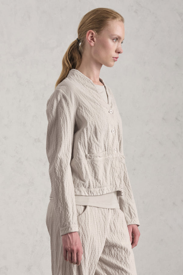 Giacchina in costina di velluto di viscosa e cotone stretch goffrato | 1019.CFDTREP250.01