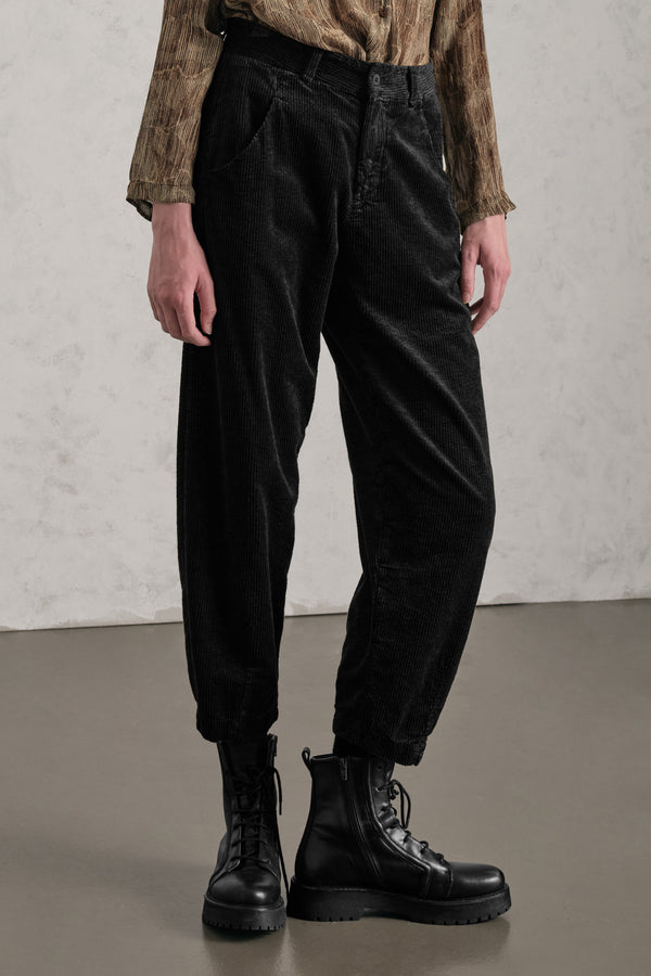 Pantalone comfort fit in velluto a coste di viscosa e cotone stretch | 1019.CFDTREQ265.10