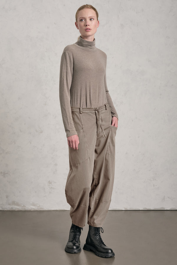 Pantalone linea bombèe comfort fit in tencel, modal e cotone stretch con elastico dietro in vita | 1019.CFDTRER271.31
