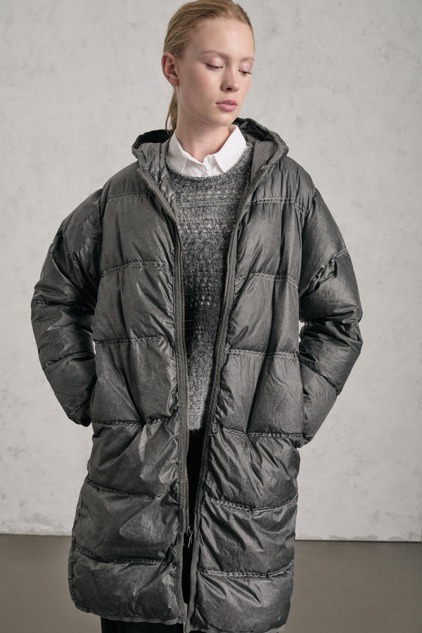 Gesteppte Daunenjacke mit Kapuze aus Nylon, kalt gefärbt | 1019.CFDTRES284E.110