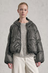 Kurze, gesteppte Daunenjacke mit Gänsedaunen und Kapuze | 1019.CFDTRES285E.110