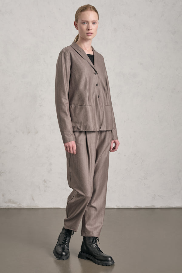 Giacca foderata in panno di lana leggero gessato, mano cashmere | 1019.CFDTREW322.31