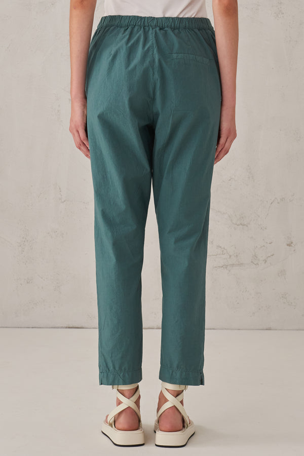 Pantalone slim fit con elastico dietro in popeline di cotone | 1009.CFDTRUF152.25