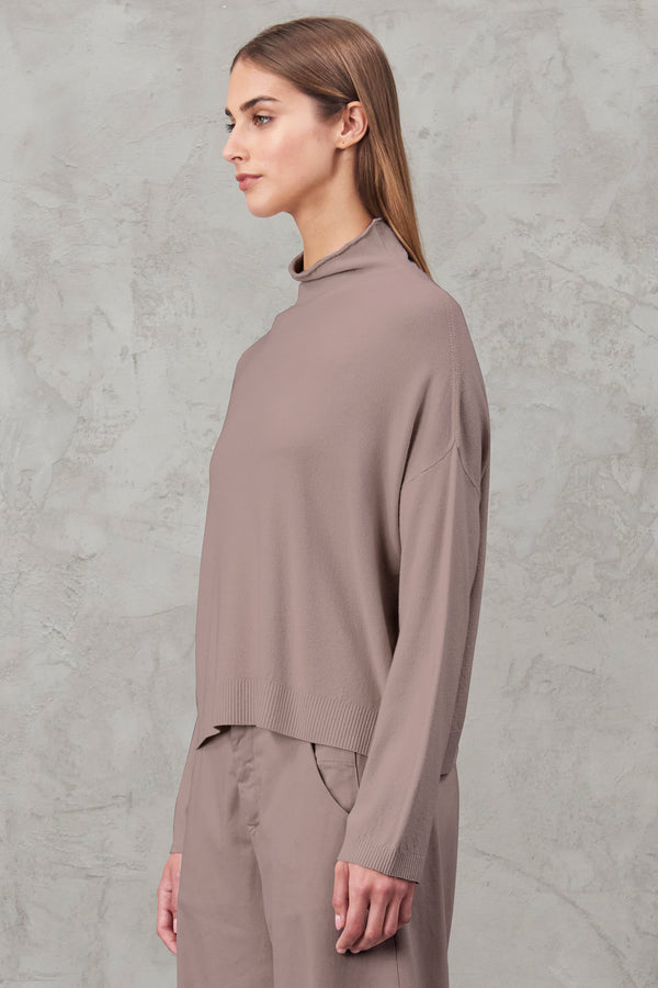 Oversized  viscose and wool knit . boxed shaped, turtleneck | 1010.CFDTRV11463.31
