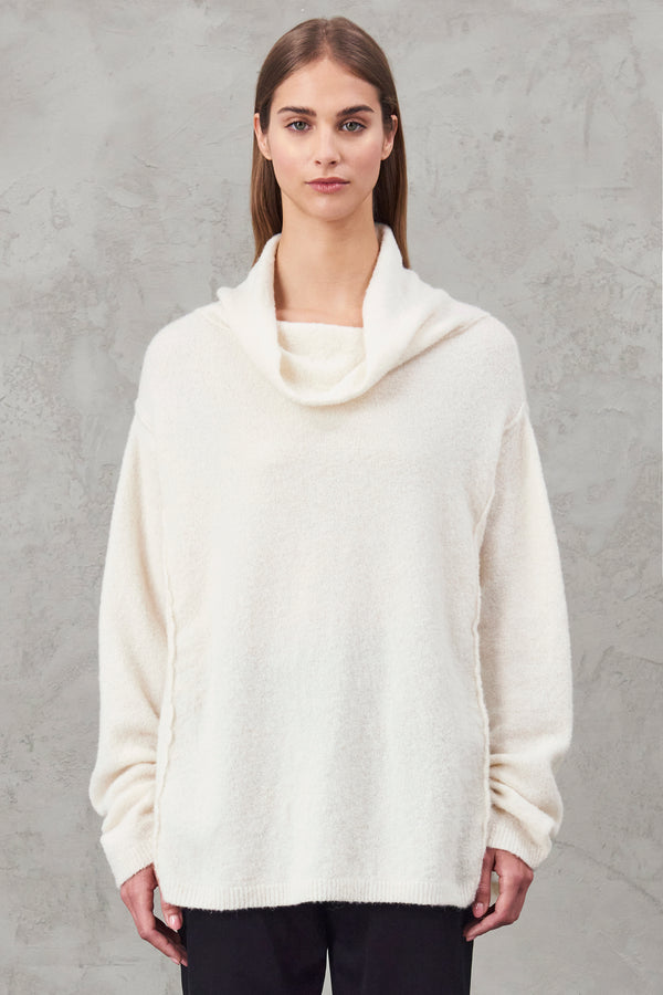 Oversize alpaca and wool knit. wide neck | 1010.CFDTRV12471.02