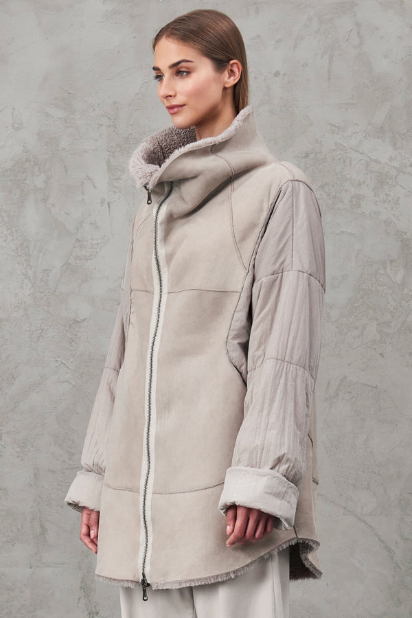 Long sheepskin jacket and bleached wool with padded nylon inserts | 1010.CFDTRV4392.21