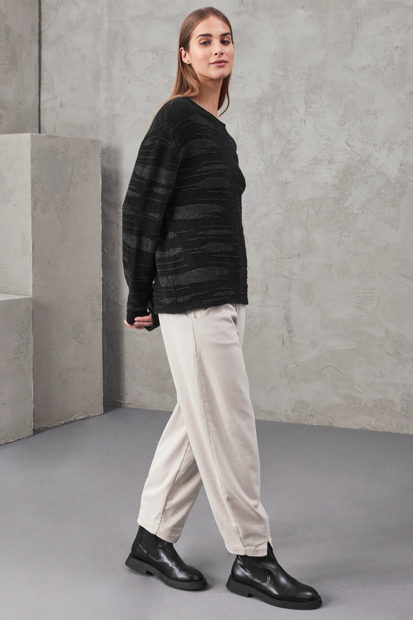 Jacquard wool blend comfort fit boat neck knit | 1010.CFDTRV8433.10