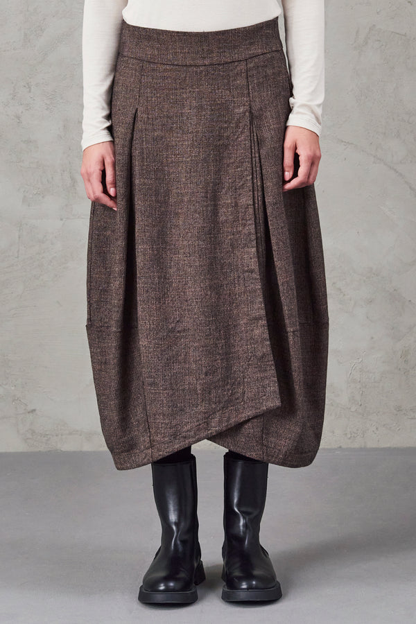 Pleated wrap skirt in salt and pepper wool blend | 1010.CFDTRVA104.29