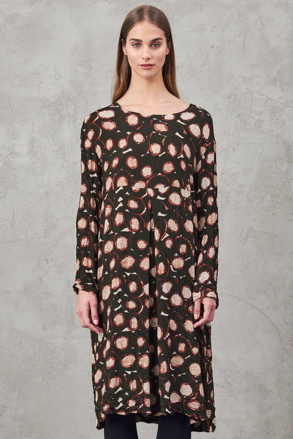 Dress with pockets and central flap in crinkled effect printed viscose | 1010.CFDTRVO243C.06