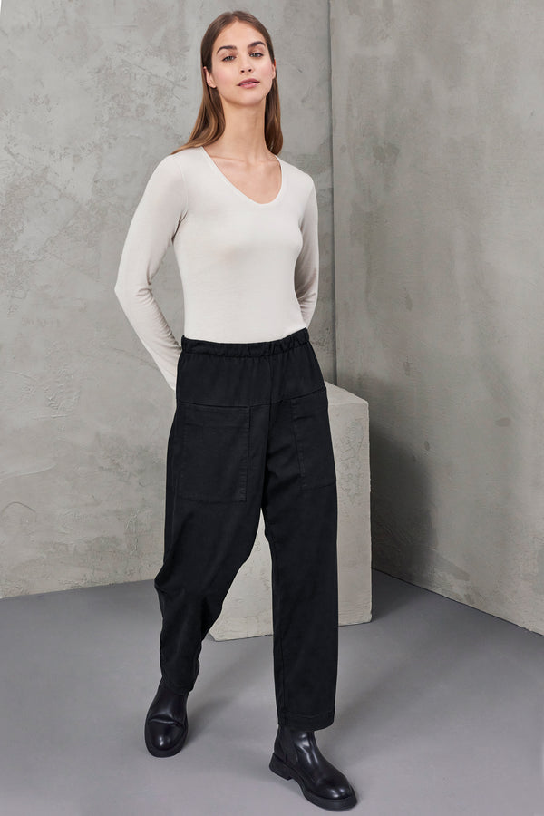 Comfort fit pant with front pockets in viscose and cotton stretch. elastic waist | 1010.CFDTRVR273.10
