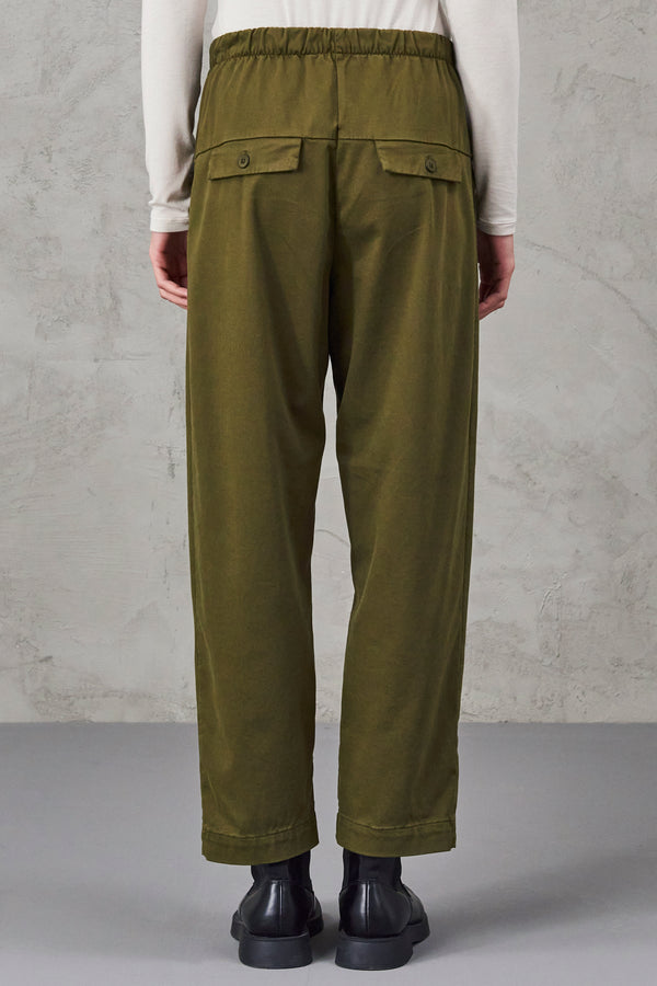 Pantalone comfort fit con tasche davanti in viscosa e cotone stretch. elastico in vita | 1010.CFDTRVR273.14