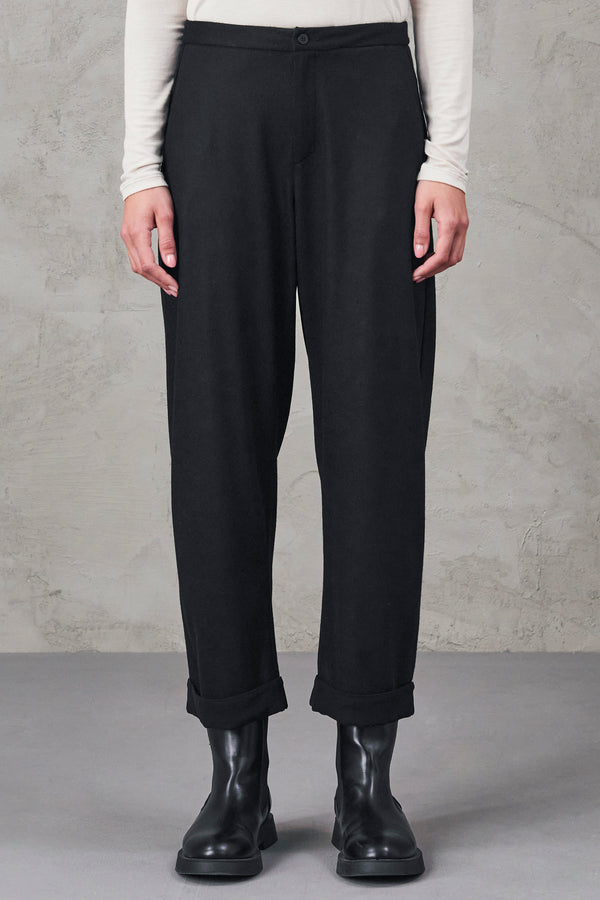 Pantalone comfort fit in panno di lana leggero con inserti in georgette di viscosa | 1010.CFDTRVV313.10