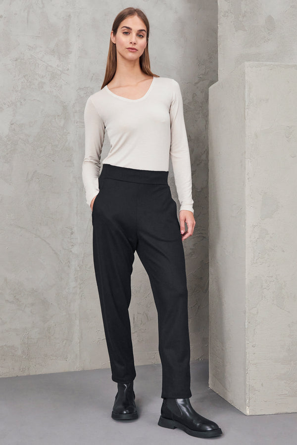 Regular fit pant in boiled wool knit | 1010.CFDTRVV316.10