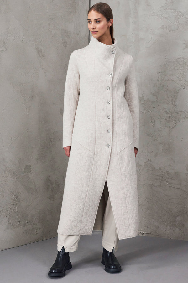 Long slim fit coat in boiled wool knit | 1010.CFDTRVX332.01