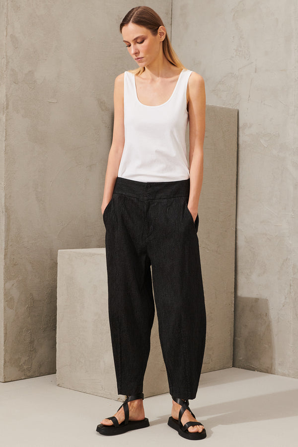 Oversize trousers in embossed micro pinstripe cotton and linen | 1011.CFDTRWA102.110
