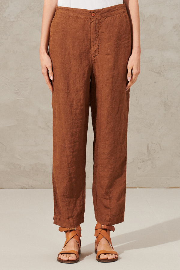 Pantalon coupe confort en lin. dos avec taille élastique | 1011.CFDTRWD132.03