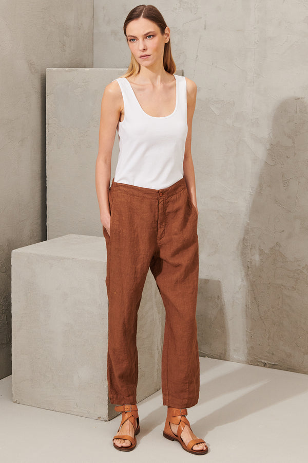 Comfort fit linen trousers. back with elastic waist | 1011.CFDTRWD132.03