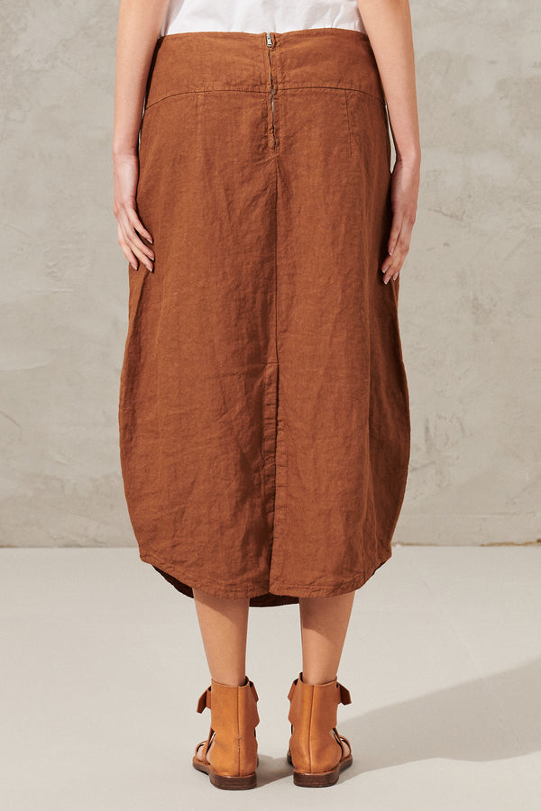 Linen skirt with pockets and back slit | 1011.CFDTRWD139.03