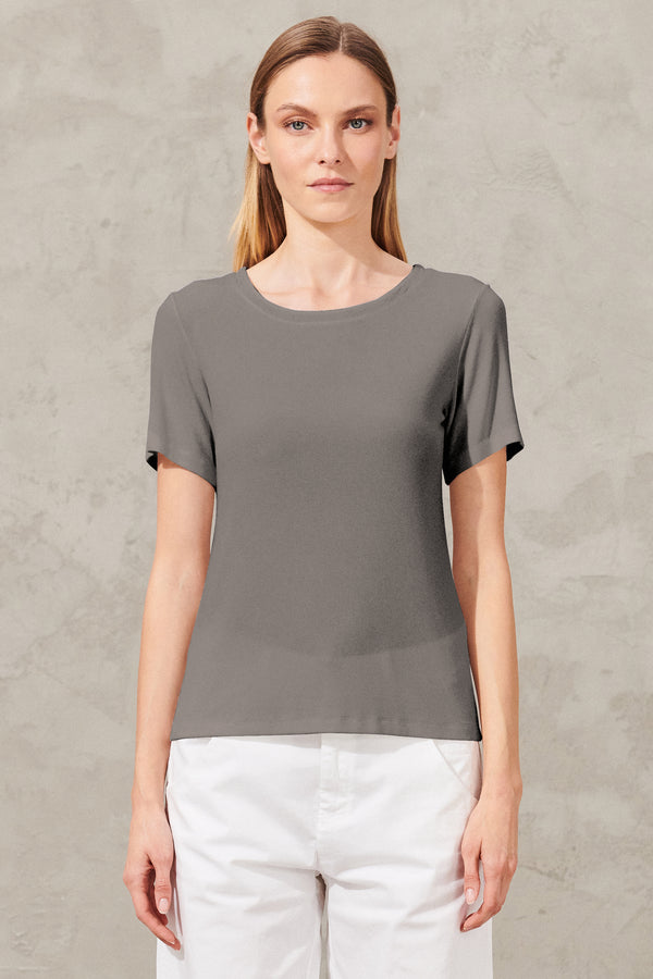 T-shirt coupe slim en modal côtelé extensible. georgette de viscose sur ras-de-cou et bas des manche | 1011.CFDTRWI180.12