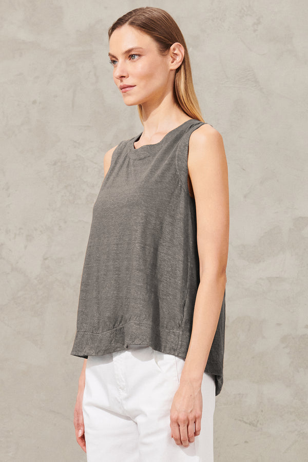 Linen jersey top with rounded bottom and back bellows | 1011.CFDTRWK205.12