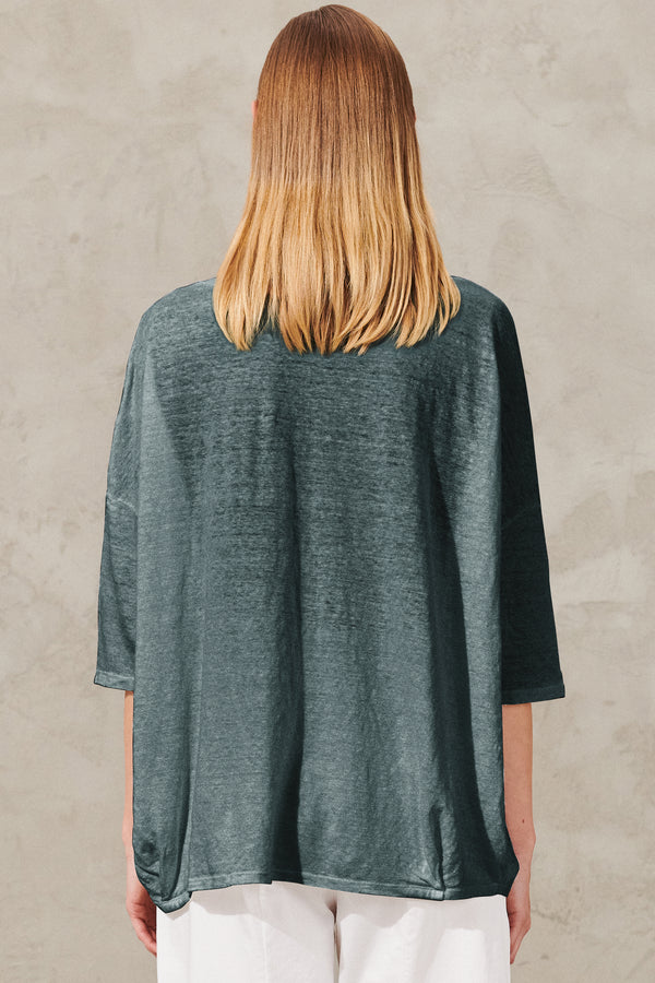 Oversized t-shirt in linen jersey boat neckline. side pleats on the front and back bottom | 1011.CFDTRWK209.25