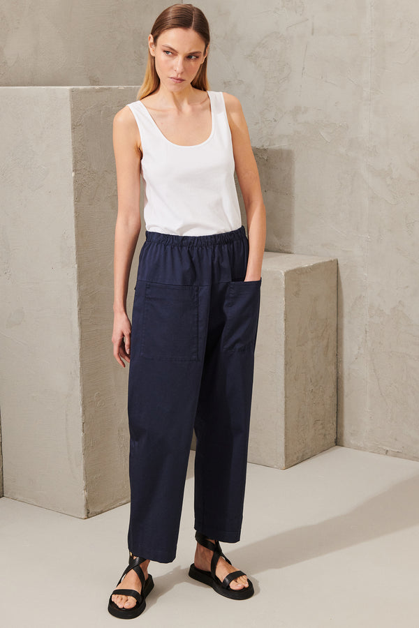 Comfort fit pant with front pockets in cotton stretch. elastic waist | 1011.CFDTRWO242.05