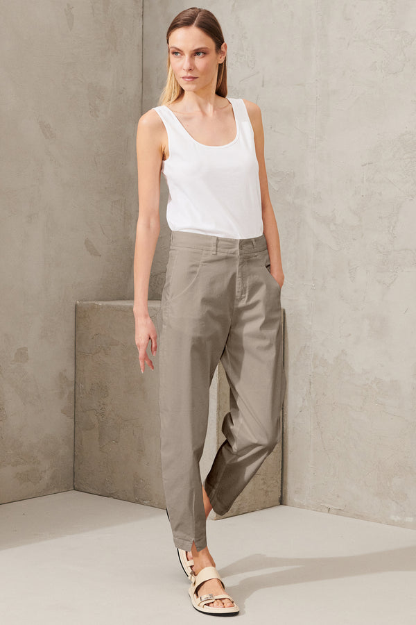 Comfort-fit stretch cotton trousers | 1011.CFDTRWO245.12