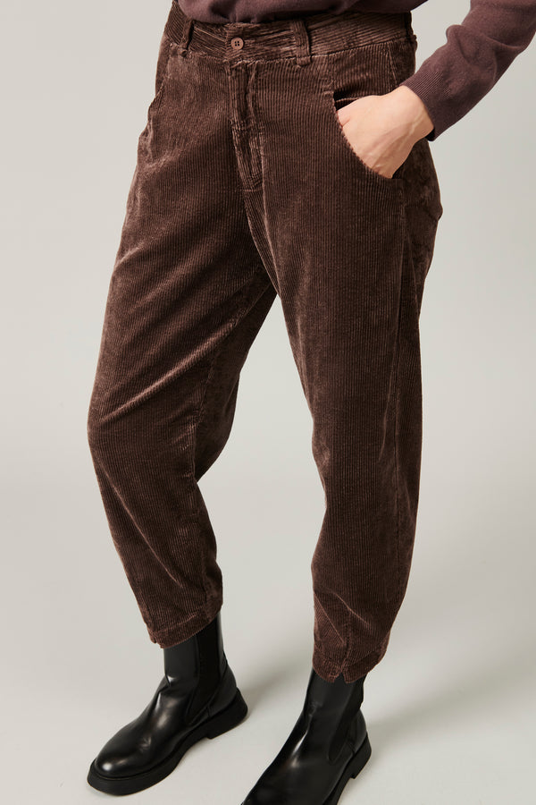 Pantalone comfort fit in velluto a coste di viscosa e cotone stretch | 1013.CFDTRYQ265.26