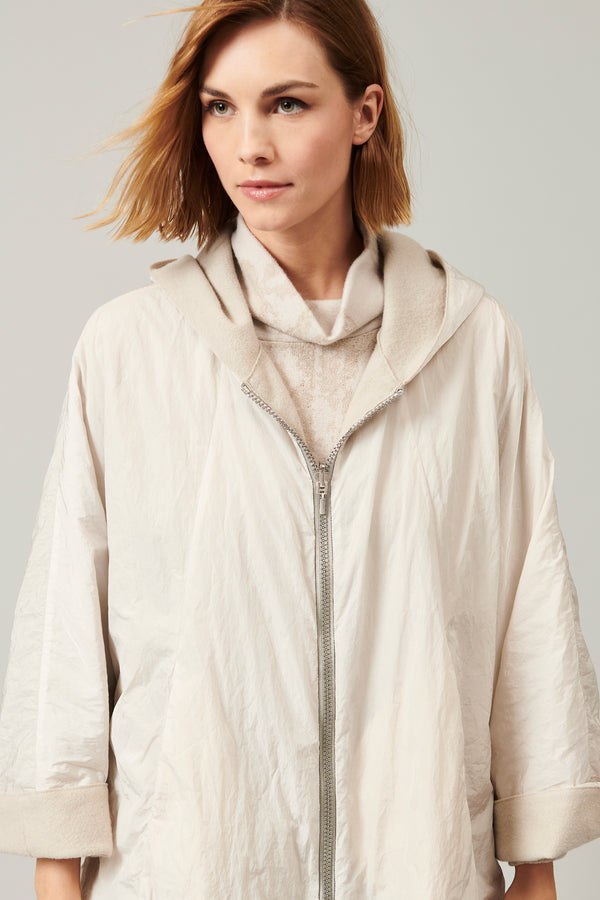 Oversize-mantel mit kapuze aus nylon mit futter aus wollgewebe | 1013.CFDTRYS284.21