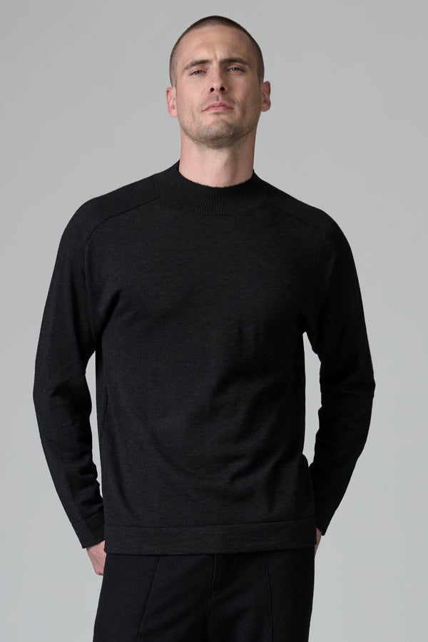Plattierter Pullover mit hohem Kragen im Loose Fit aus Viskose und Wolle | 1016.CFUTRB13481.U312