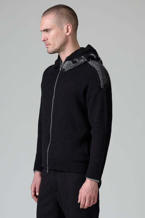 Loose-fit zipped hooded jacket in wool and alpaca with printed yarn inlay on the back | 1016.CFUTRB22572.U310