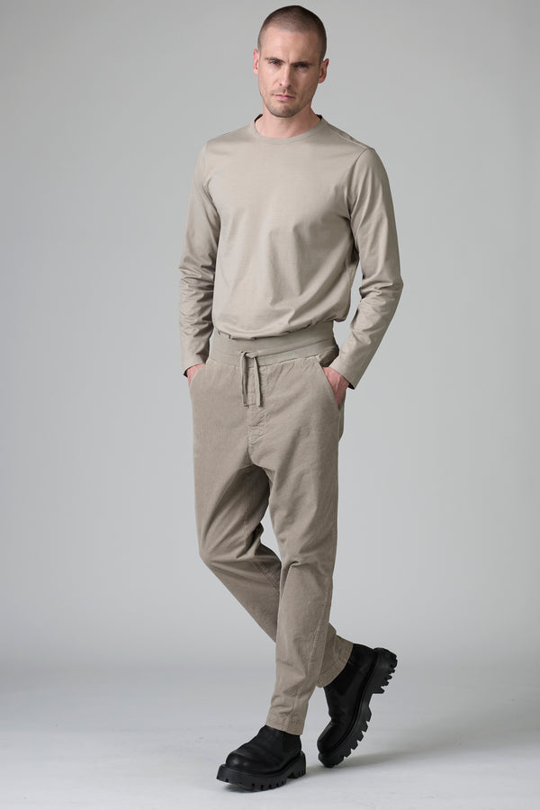 Loose-fit jogging trousers in pixel effect velour | 1016.CFUTRBC121.U02