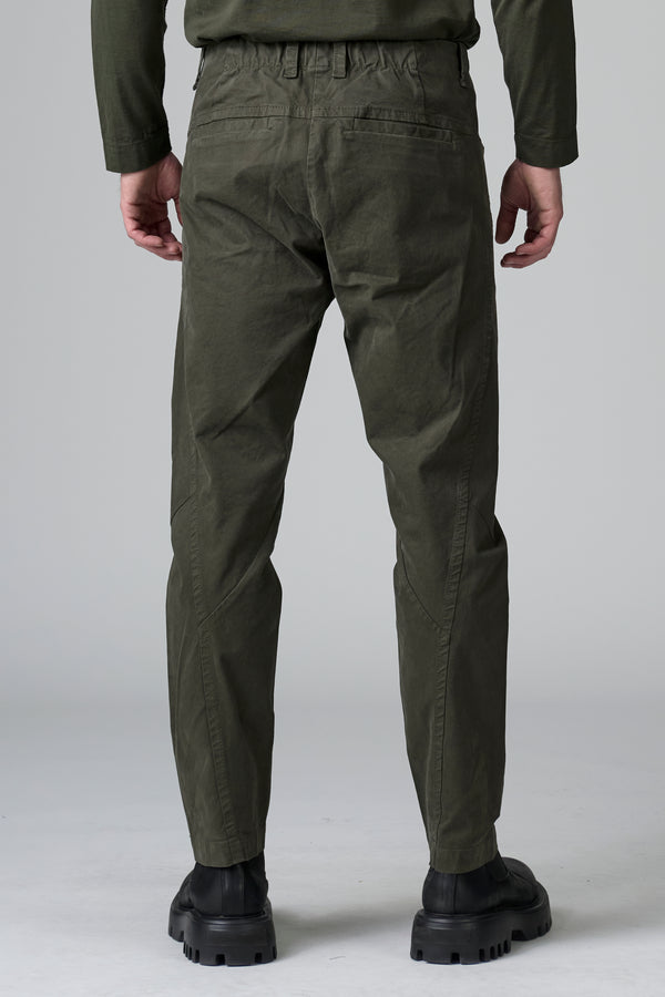 Pantalon ergonomique coupe droite en gabardine compacte de coton stretch émérisé | 1016.CFUTRBD131.U09
