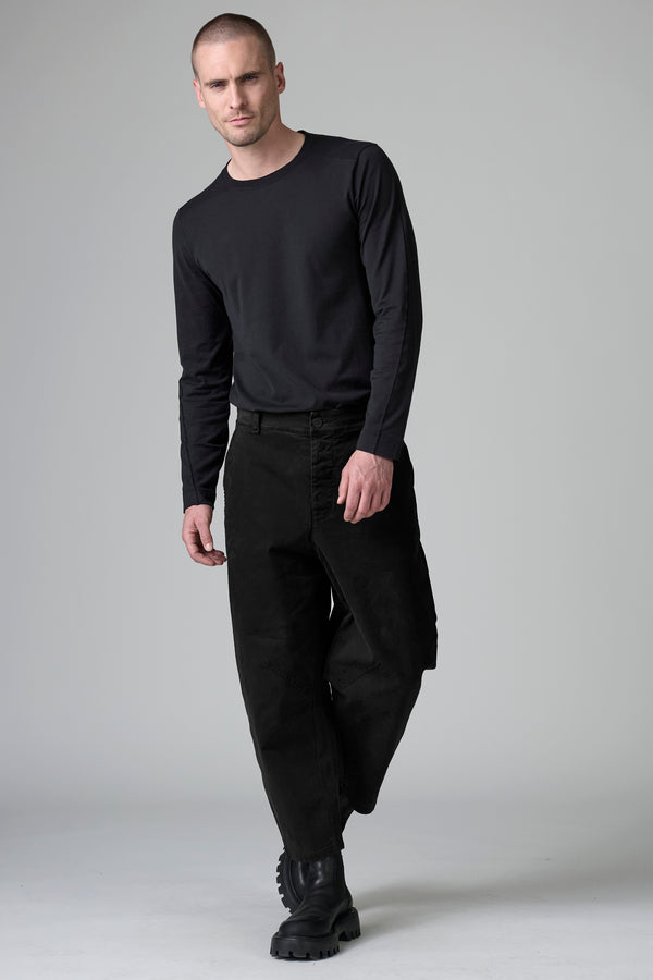 Japanese-style tobi trousers, wide and shaped in compact stretch cotton gabardine | 1016.CFUTRBD133.U10