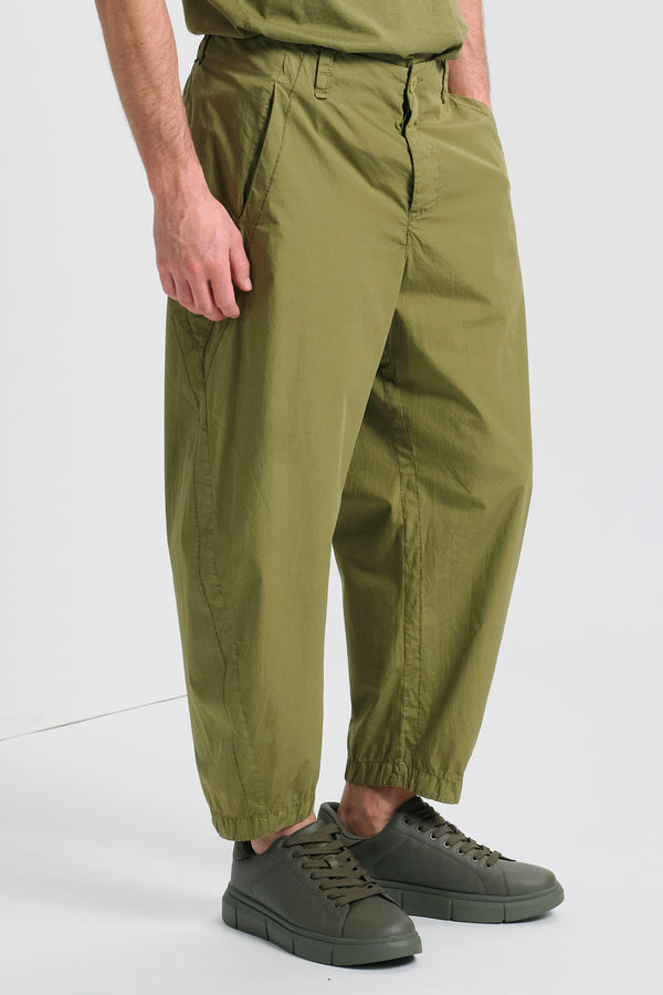 Pantalone tobi in tela di cotone con tasche posteriori a toppa e gambe sagomate | 1017.CFUTRCB111.U08