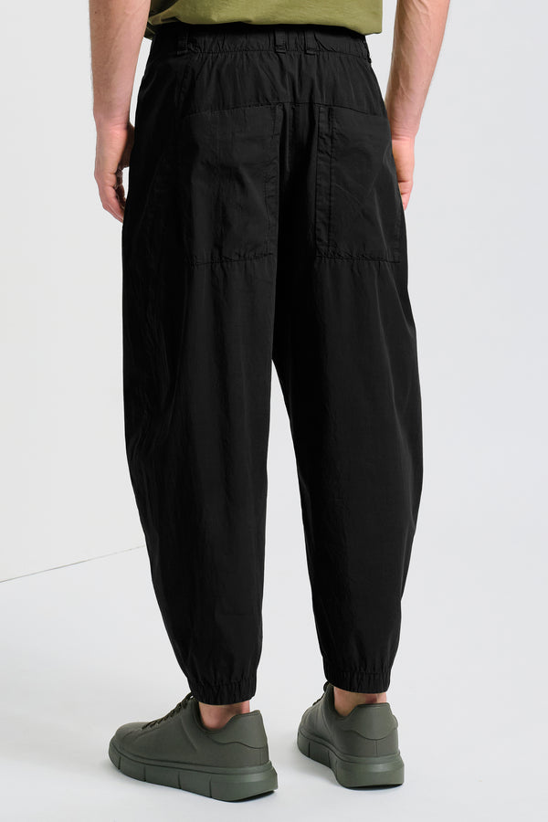 Pantalone tobi in tela di cotone con tasche posteriori a toppa e gambe sagomate | 1017.CFUTRCB111.U10