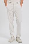 Regular-fit chino trousers in stretch cotton and tencel. Side detail with comb stitch | 1017.CFUTRCC122.U01