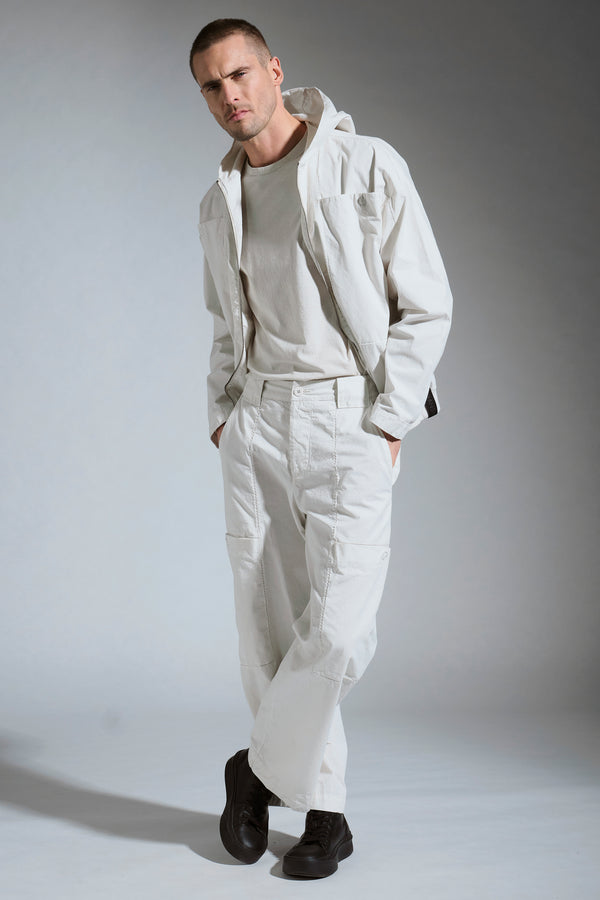 Oversize-Zip-Jacke aus kompakter Baumwoll-Gabardine mit gefütterter Kapuze | 1017.CFUTRCI185.U01