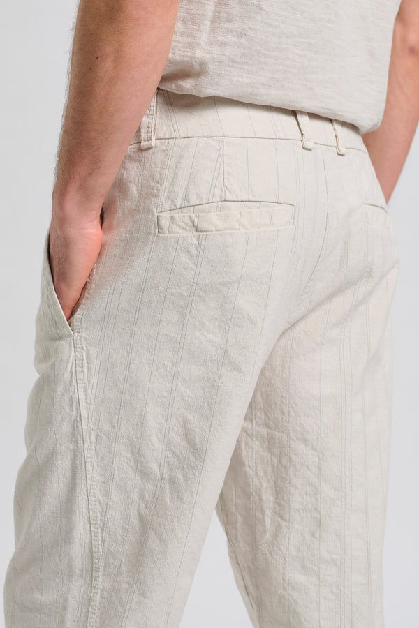 Loose fit trousers with front pleats in thick and striped slub cotton | 1017.CFUTRCL210.U302