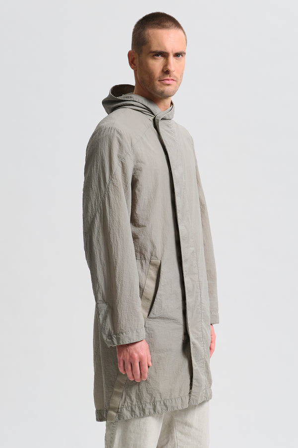 Water-repellent loose fit hooded parka in polyamide with press studs opening | 1017.CFUTRCM222WR.U13