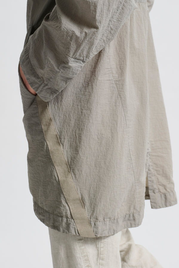 Water-repellent loose fit hooded parka in polyamide with press studs opening | 1017.CFUTRCM222WR.U13