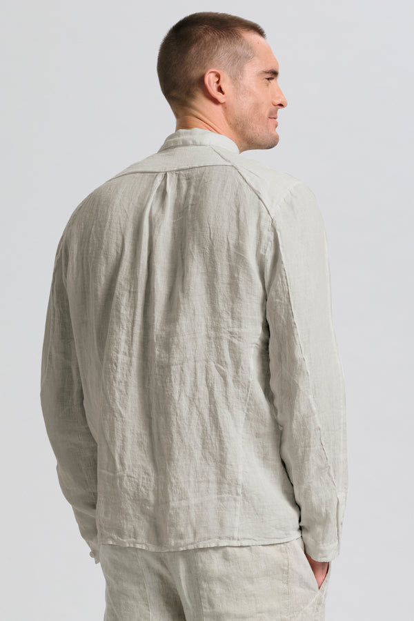 Camicia loose- fit in tela leggera di lino | 1017.CFUTRCV310.U02