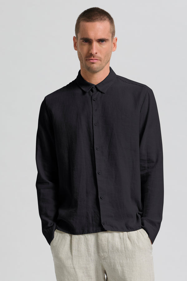 Chemise coupe loose en coton et lin léger rayé avec coutures au point peigne sur les épaules | 1017.CFUTRCW320.U12