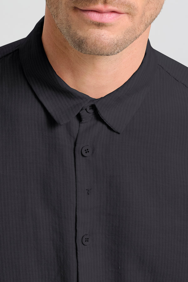 Chemise coupe loose en coton et lin léger rayé avec coutures au point peigne sur les épaules | 1017.CFUTRCW320.U12