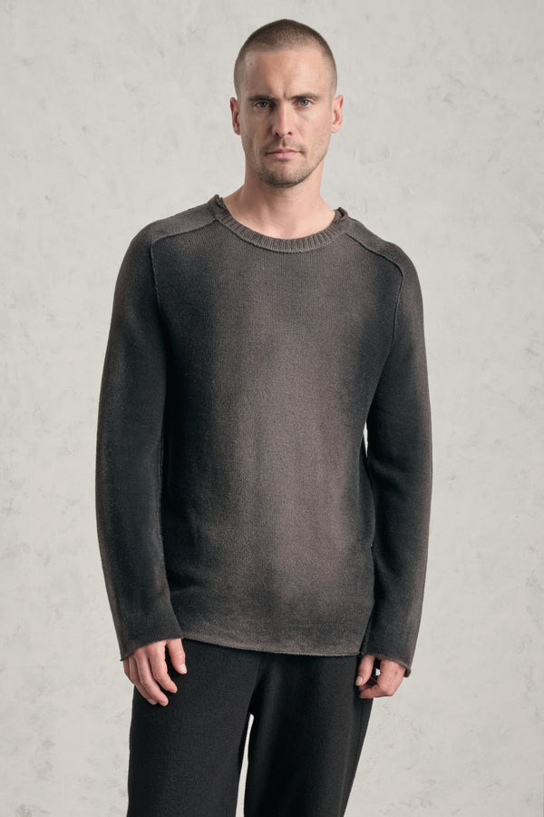 Pullover a girocollo regular-fit in maglia rasata di lana e cashemere spruzzato a mano | 1019.CFUTRE12470H.U306