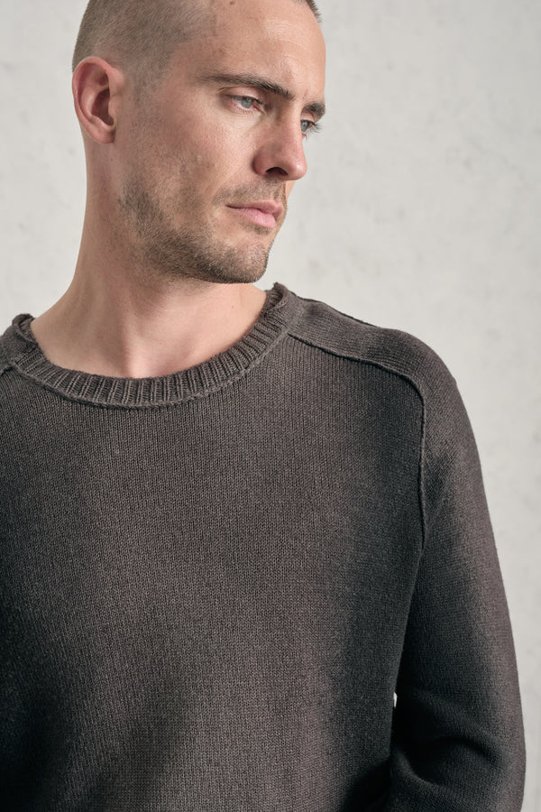 Pullover a girocollo regular-fit in maglia rasata di lana e cashemere spruzzato a mano | 1019.CFUTRE12470H.U306