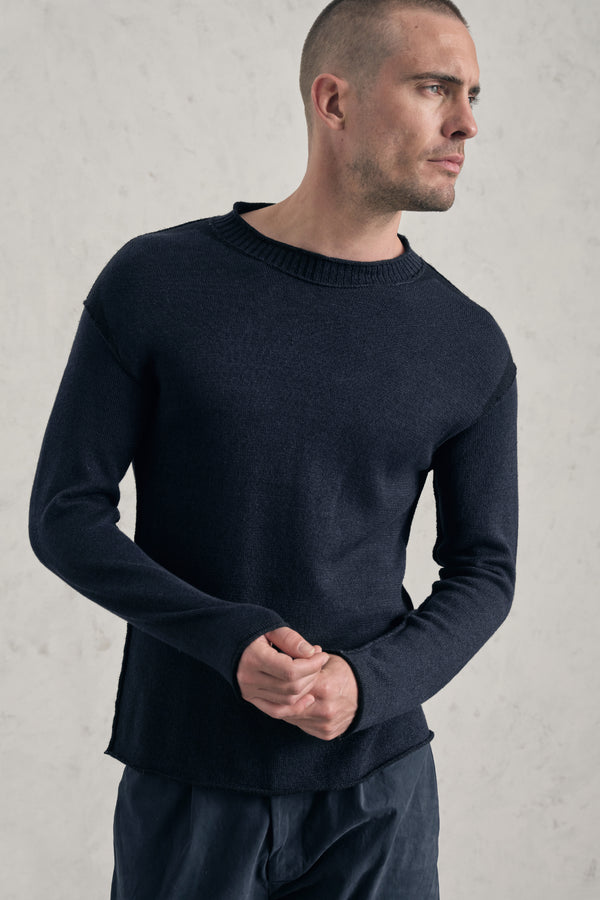 Rundhalspullover im Regular Fit aus kardierter Schurwolle und Leinen mit kontrastierenden Farbeinsätzen | 1019.CFUTRE16510.U05