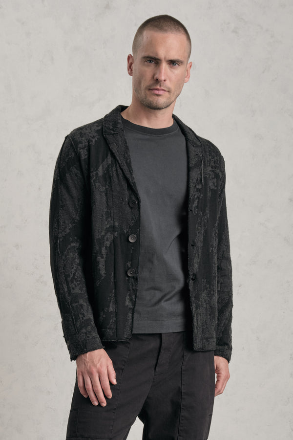 Giacca regular-fit in maglia jacquard di lana e viscosa. collo sciallato con ricamo a mano | 1019.CFUTRE21562.U310
